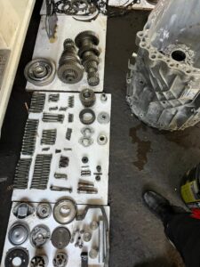 فروش قطعات گیربکس سنگین